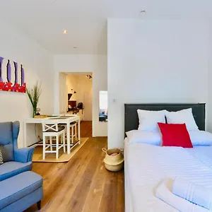 Appartamento Charming Studio In Servitenviertel Ii, Vienna